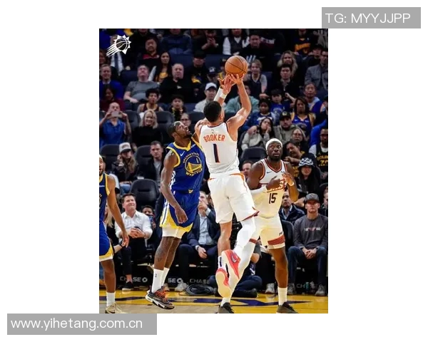 最新战报：布克全场高光瞬间集锦